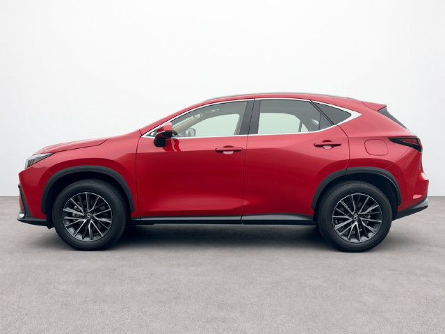 Used 2025 Lexus NX 250 FWD w/ Accessory Package (K3) image 2