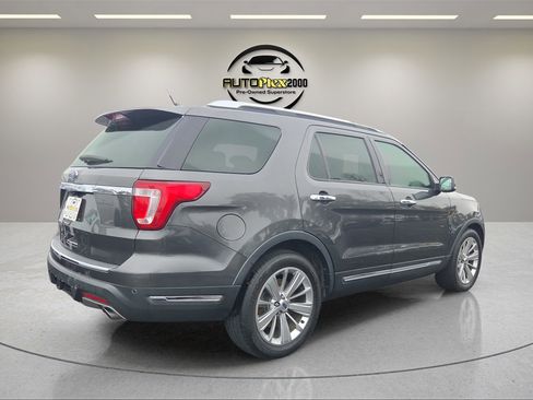 Used 2019 Ford Explorer Limited w/ Class III Trailer Tow Package image 7
