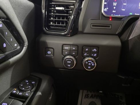 New 2026 GMC Sierra 2500 AT4 w/ AT4 Preferred Package image 19