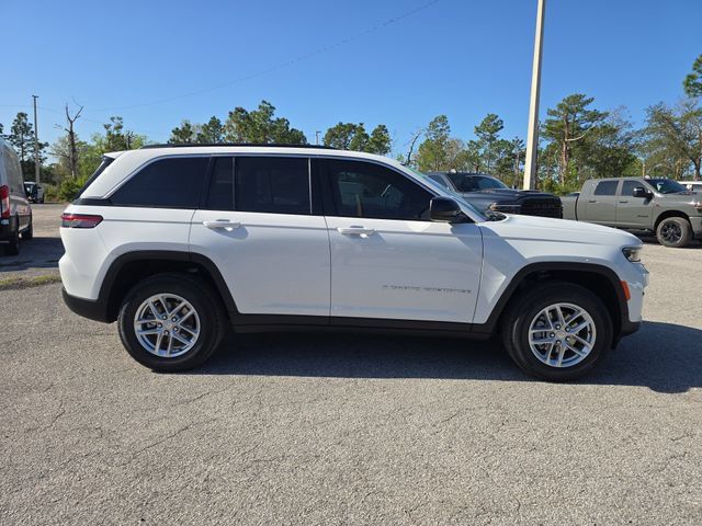 New 2026 Jeep Grand Cherokee Laredo X AWD/4WD image 3