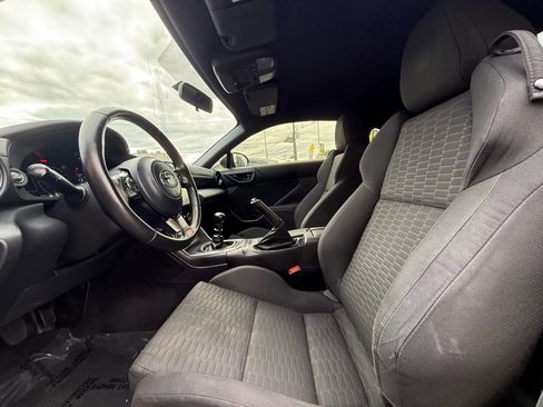 Used 2023 Toyota GR86 image 8