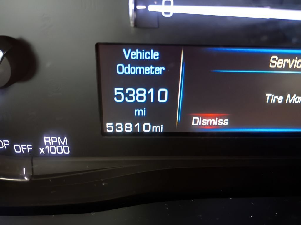 Used 2019 Cadillac XT5 FWD image 6