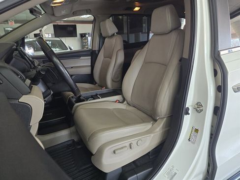 Used 2018 Honda Odyssey EX-L image 9