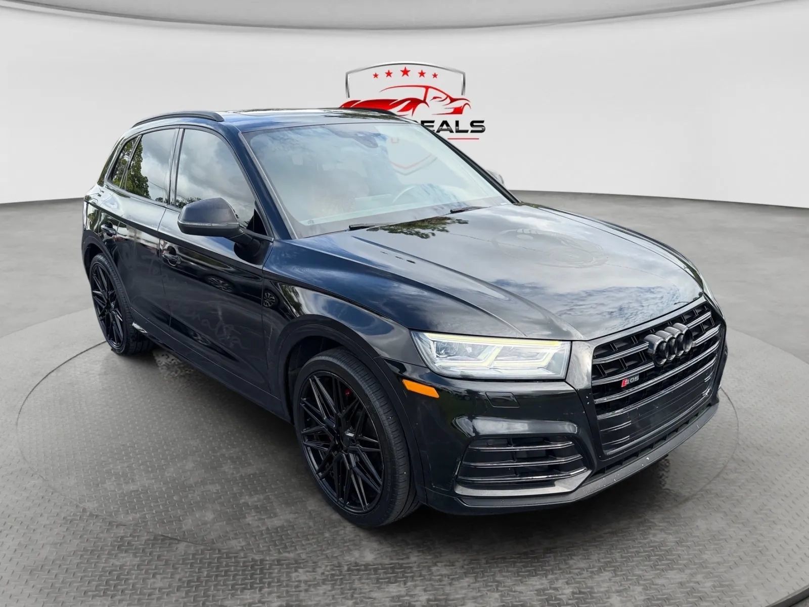 Used 2018 Audi SQ5 Premium Plus w/ S Sport Package AWD/4WD image 8