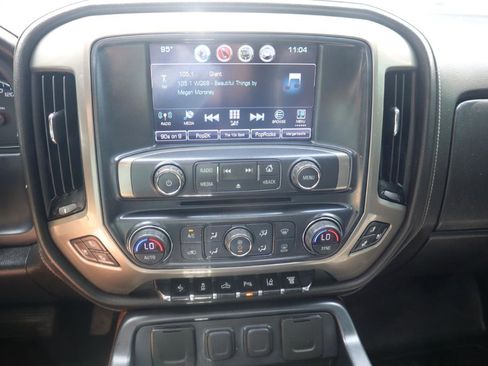 Used 2017 Chevrolet Silverado 2500 High Country AWD/4WD image 11