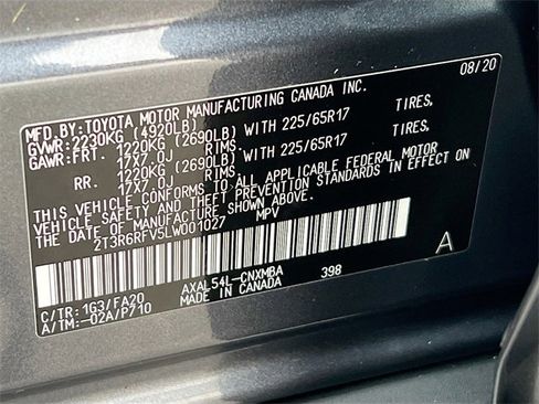 Used 2020 Toyota RAV4 XLE image 31