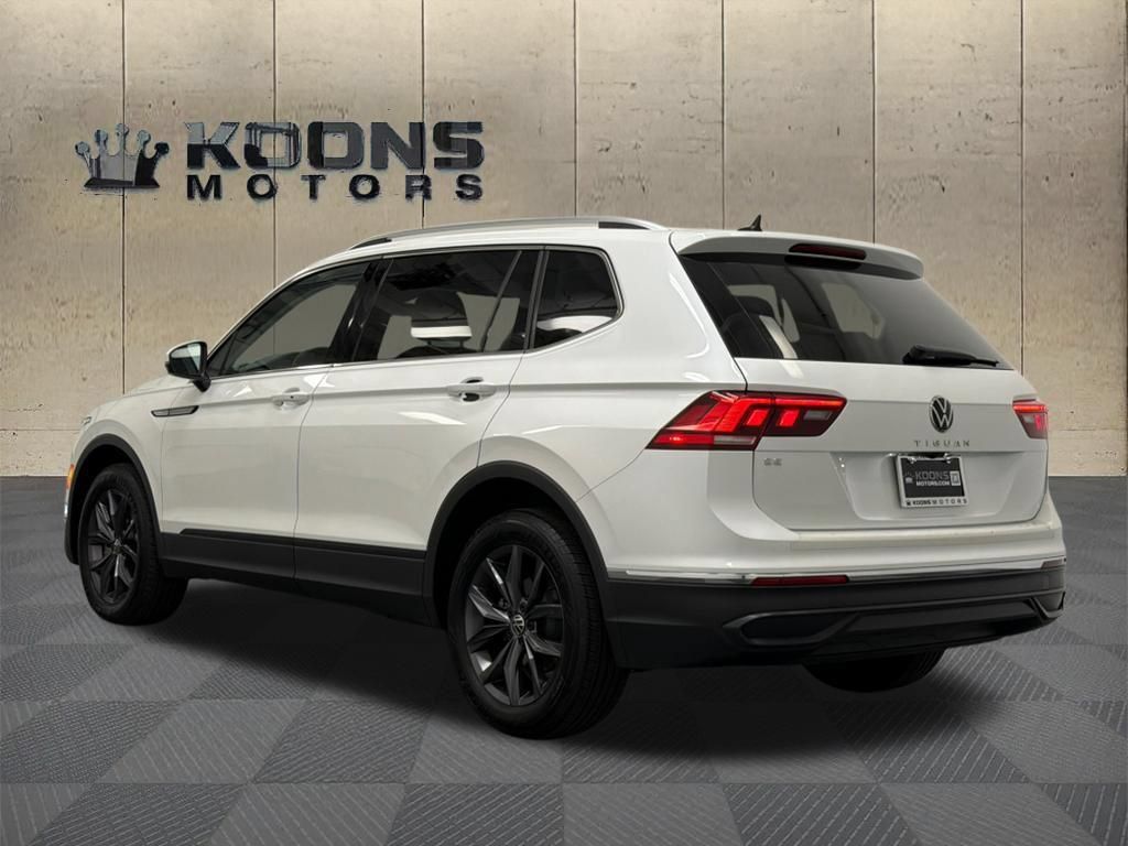 Used 2023 Volkswagen Tiguan SE FWD image 6