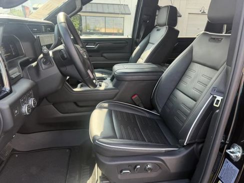 Used 2026 GMC Sierra 2500 AT4X AWD/4WD image 9