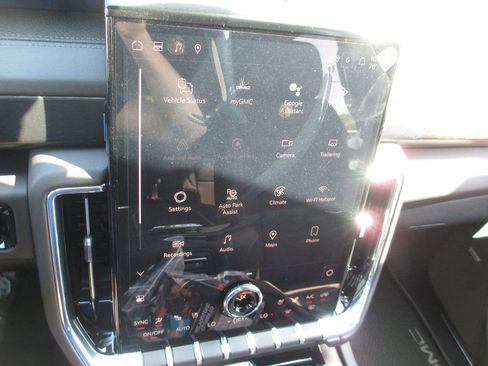 New 2026 GMC Yukon Denali w/ Denali Reserve Package AWD/4WD image 20