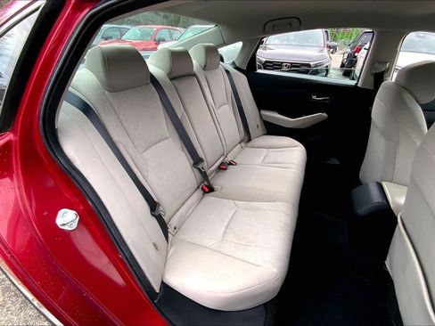 Used 2023 Honda Accord LX image 19