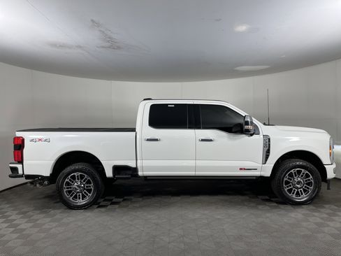 Used 2026 Ford F350 Platinum w/ Platinum Plus Package image 5
