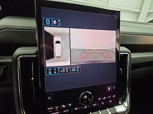 New 2026 GMC Yukon XL Denali image 18