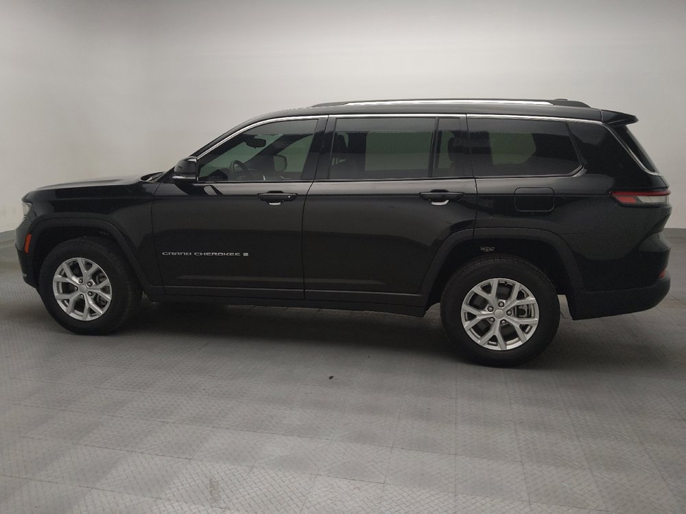 Used 2023 Jeep Grand Cherokee L Limited RWD image 3