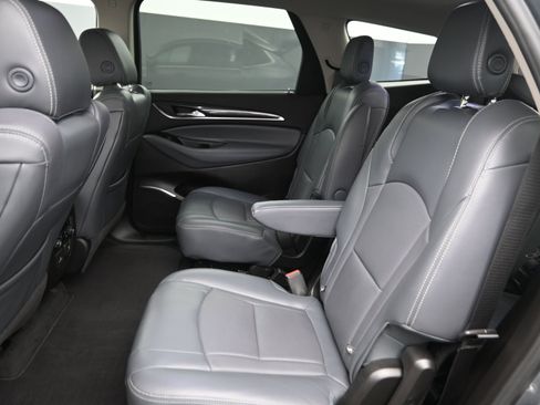 Used 2018 Buick Enclave Premium w/ Experience Buick Package image 17