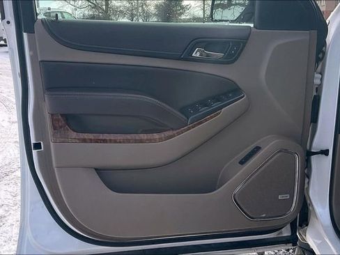 Used 2016 Chevrolet Suburban LTZ image 25