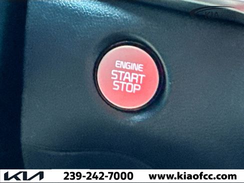 New 2026 Kia Sorento S w/ S Panoramic Sunroof Package image 36