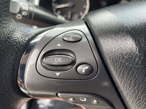 Used 2021 Nissan Murano S image 9