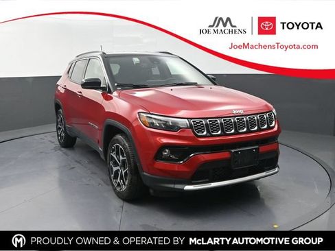 Used 2025 Jeep Compass Limited AWD/4WD image 1