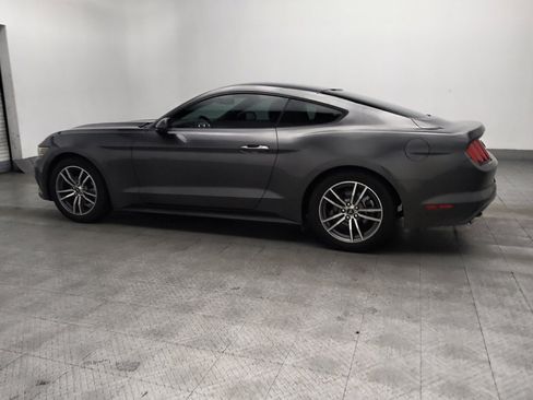 Used 2016 Ford Mustang Coupe RWD image 3