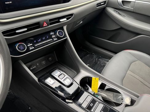 Certified 2023 Hyundai Sonata SEL Plus w/ Cargo Package FWD image 13