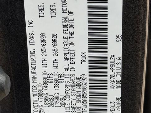 Used 2024 Toyota Tundra Limited image 33