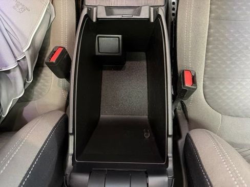 Used 2022 Ford Escape SE w/ SE Sport Appearance Package AWD/4WD image 42