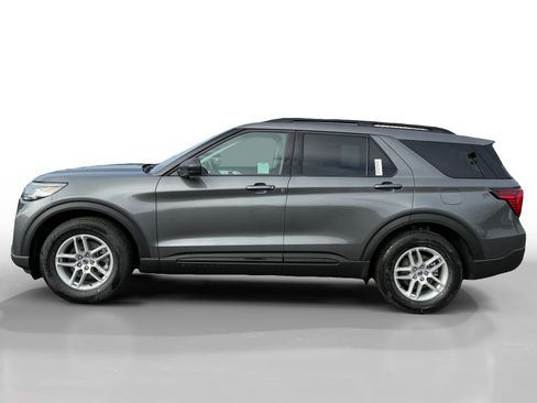 New 2026 Ford Explorer Active image 2