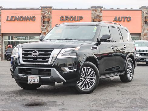 Used 2021 Nissan Armada SL w/ Captain's Chairs Package image 1