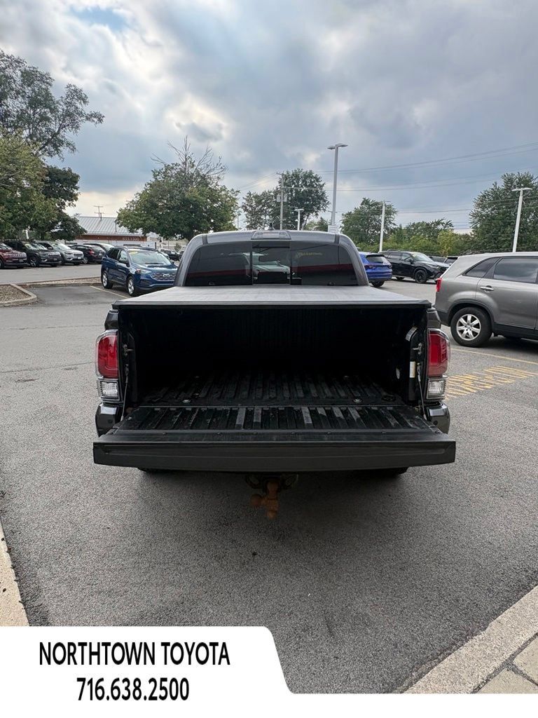 Used 2020 Toyota Tacoma TRD Pro AWD/4WD image 24