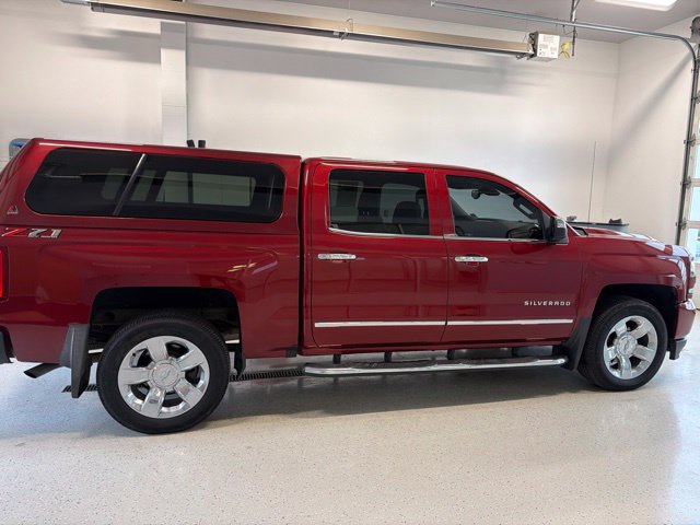 Used 2018 Chevrolet Silverado 1500 LTZ Z71 w/ LTZ Plus Package AWD/4WD image 9