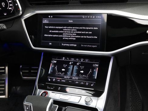 Used 2024 Audi RS 6 performance w/ Matte Carbon Package image 18