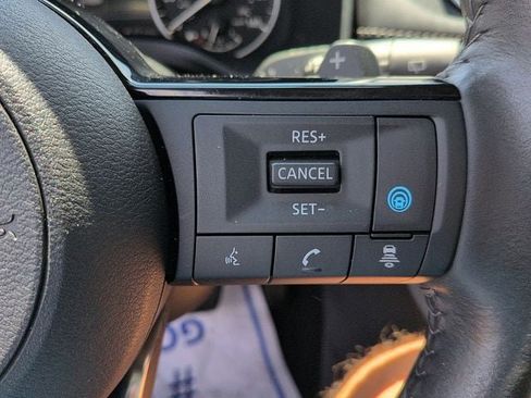 Used 2023 Nissan Rogue SV w/ SV Premium B Package FWD image 19