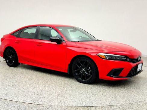Used 2024 Honda Civic Sport image 3