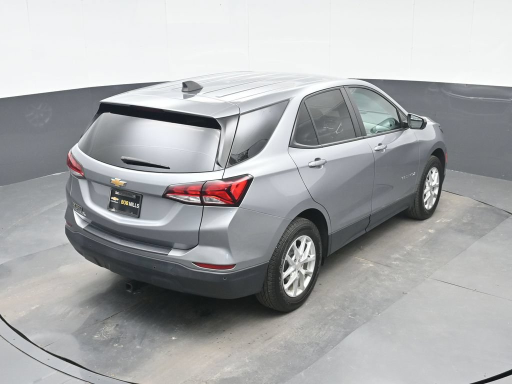 Used 2023 Chevrolet Equinox LS FWD image 30