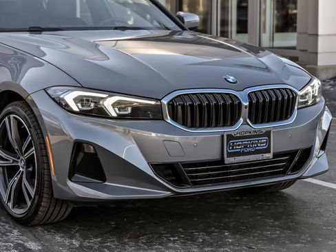 Used 2023 BMW 330i xDrive 330i xDrive image 11