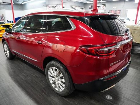 Used 2021 Buick Enclave Essence w/ LPO, Floor Liner Package AWD/4WD image 3