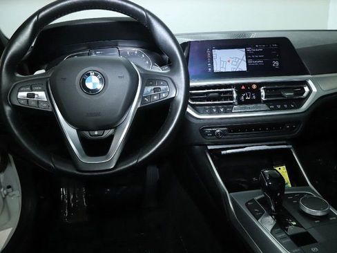 Used 2021 BMW 330i xDrive Sedan w/ Convenience Package AWD/4WD image 31