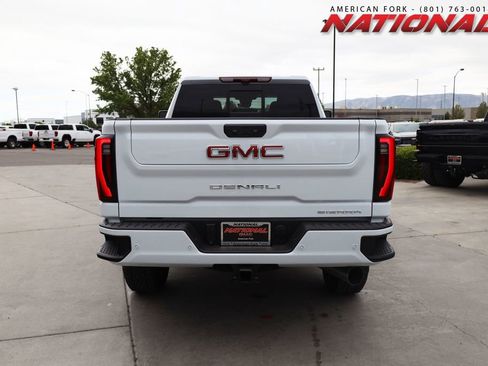New 2026 GMC Sierra 2500 Denali w/ Technology Package AWD/4WD image 5
