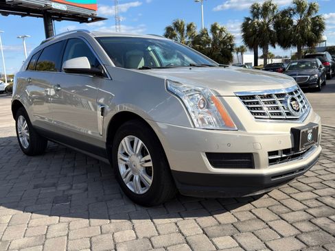 Used 2016 Cadillac SRX Luxury image 6