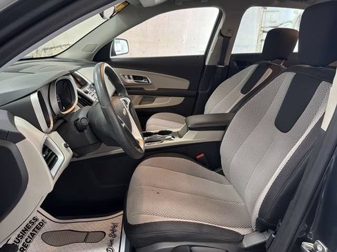 Used 2017 Chevrolet Equinox LT AWD/4WD image 11