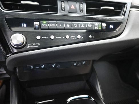 Used 2023 Lexus ES 350 w/ Premium Package image 20