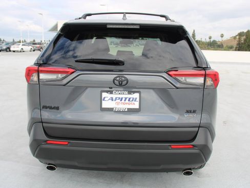 Certified 2025 Toyota RAV4 XLE w/ Convenience Package image 4