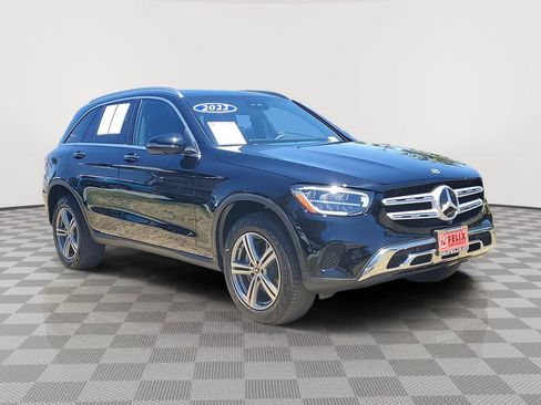 Used 2022 Mercedes-Benz GLC 300 image 3