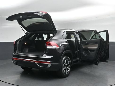 Used 2022 Volkswagen Atlas Cross Sport SE AWD/4WD image 54