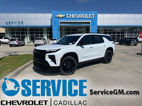 New 2026 Chevrolet Traverse RS w/ LPO, Floor Liner Package FWD image 1