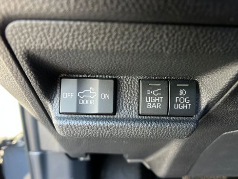 Used 2025 Toyota Tacoma 4x4 Double Cab Hybrid w/ Tow Tech Package image 27