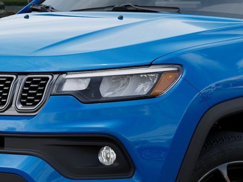 New 2026 Jeep Compass Latitude AWD/4WD image 10
