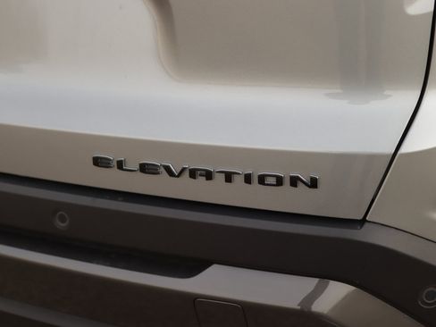 Used 2025 GMC Terrain Elevation image 33