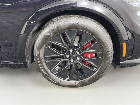 Used 2025 Ford Mustang Mach-E Premium w/ Sport Appearance Package AWD/4WD image 36