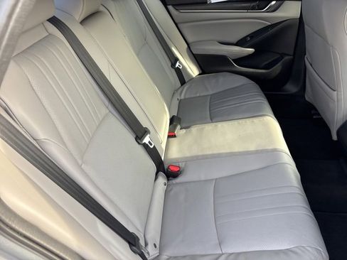 Certified 2018 Honda Accord EX-L image 15